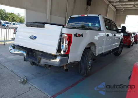 2019 Ford F250 Xl из США, поврежденный, VIN 1FT7W2B61KEF95473
